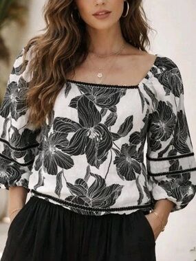 Tahari 100% Linen Black and White Floral Top